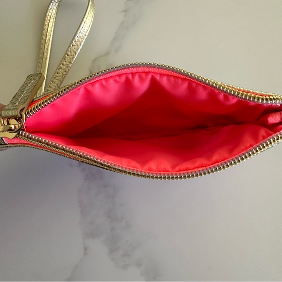 LILLY PULITZER Wallet Resort White Party Like A Lobstar Printed Zip Top Key Ring - Picture 4 of 5